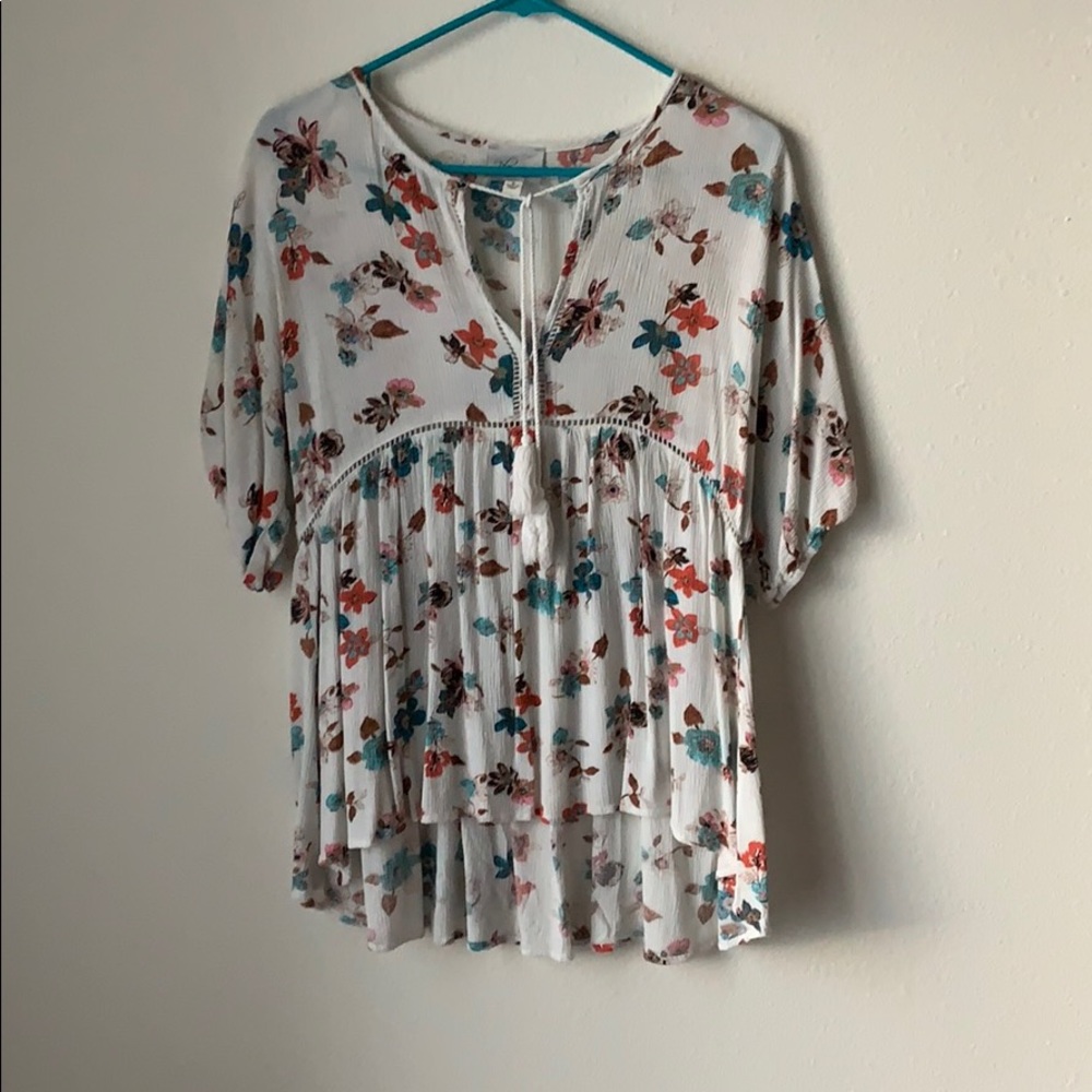 Flowy white floral shirt